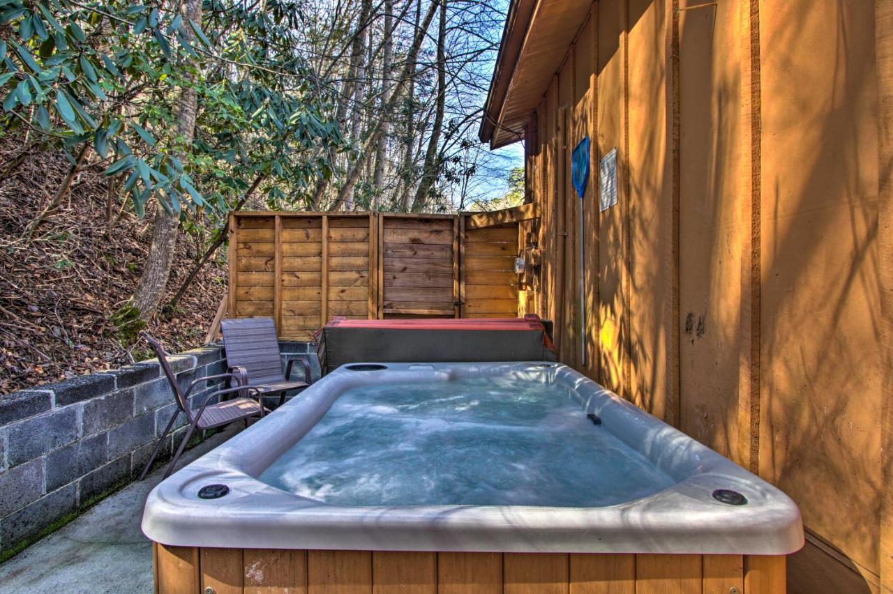 Couples Cabin Great Smoky Arts And Crafts Community Villa Gatlinburg Exterior photo